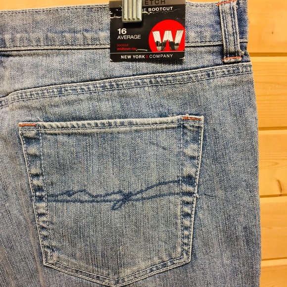 Stretch Blue Jeans - Picture 7 of 7